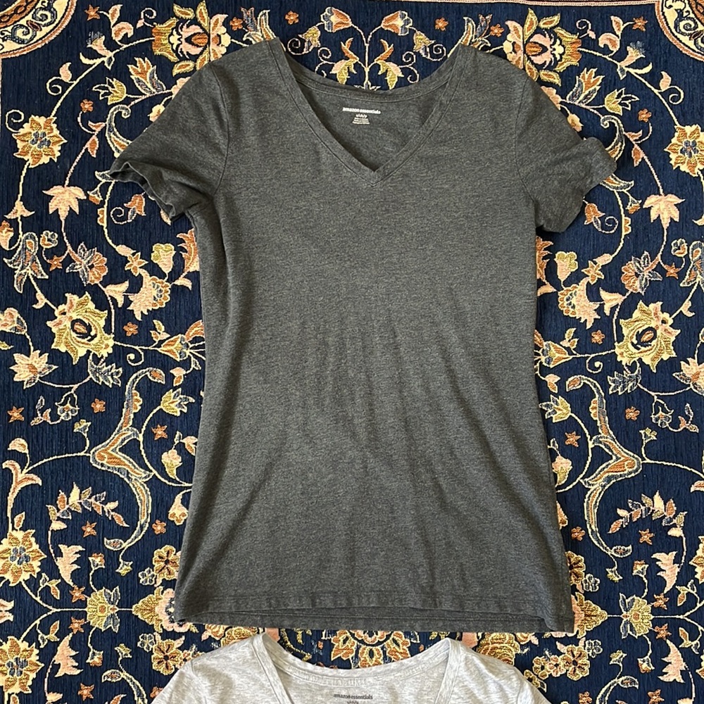 2 for $10! Gray Amazon essentials v neck t shirts - Picture 2 of 6